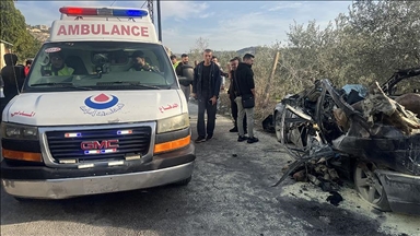 جريحان في غارة إسرائيلية استهدفت سيارة جنوبي لبنان