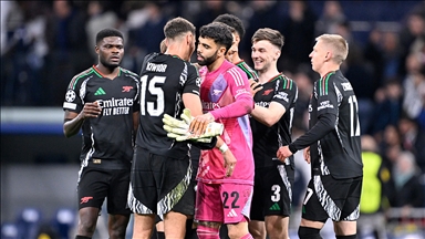 Premier Lig'de lider Arsenal puan farkını 6'ya çıkardı