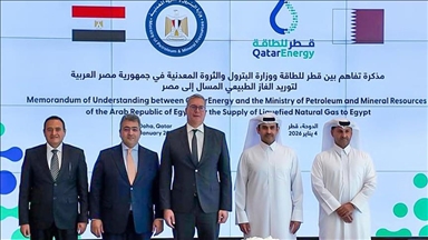  مصر توقع مع قطر مذكرة تفاهم لاستيراد شحنات من الغاز المسال