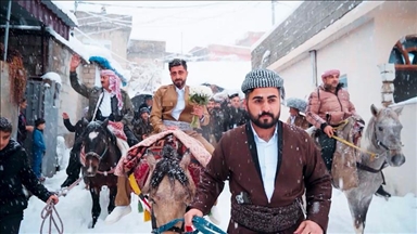 زەماوەندێک لە ناو بەفر و کڕێوەی ئامێدی'دا، دیمەنێکی جوانی بە ناوچەکە بخشی