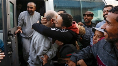 إسرائيل تفرج عن 10 أسرى فلسطينيين من قطاع غزة