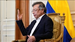 Presidenti i Kolumbisë hedh poshtë kritikat e SHBA-së, riafirmon komandën e forcave të armatosura