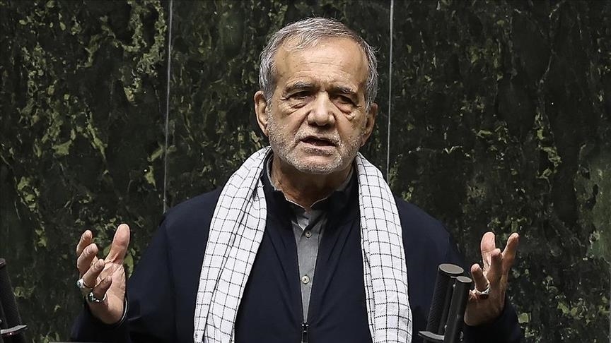 Президент Ирана дал слушателю, прервавшему его, остроумный совет на тюркском языке