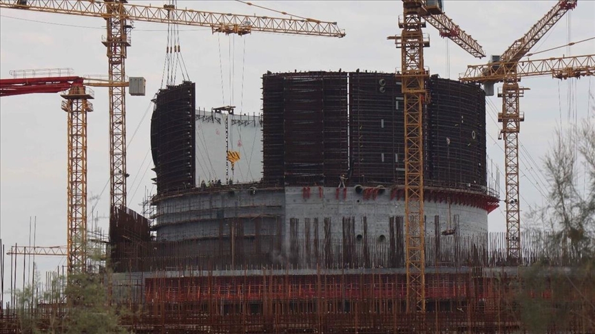 نصب حلقه سوم پوسته محافظ راکتور نیروگاه اتمی بوشهر به پایان رسید