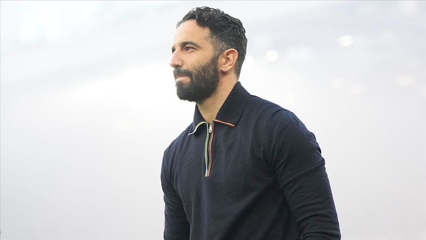 Manchester United'a Portekizli teknik adam Amorim de çare olamadı