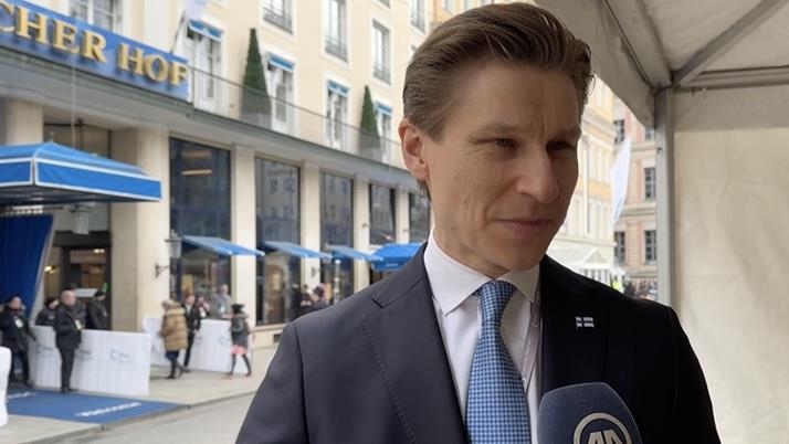 Finnish defense chief says he believes US would not attack Greenland