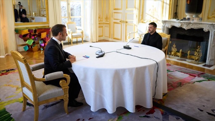 Ukraine : Macron, Zelensky et Starmer actent des garanties de sécurité au sein de la « Coalition des volontaires »