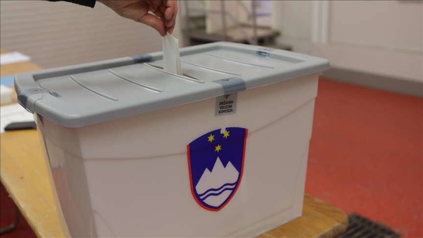 Парламентарни избори во Словенија на 22 март