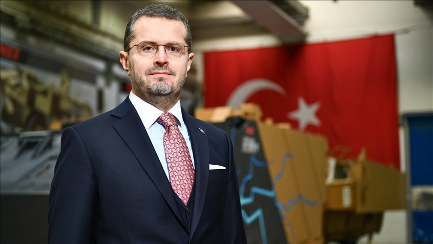 Zırhlı kara aracı üreticisi FNSS'de bayrak değişimi