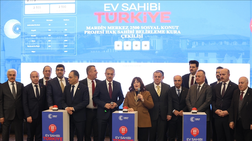 Mardin'de Yüzyılın Konut Projesi ile yapılacak konutların hak sahipleri kurayla belirlendi