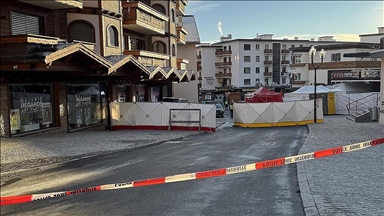 Suisse / Incendie à Crans-Montana : des manquements aux contrôles de sécurité reconnus par la commune