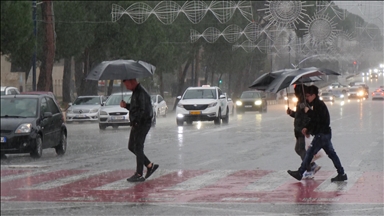 Balkanlar'da şiddetli yağışlar sellere neden oldu