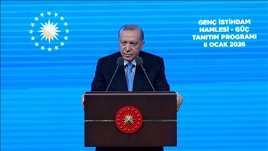 Serokomar Erdogan: "Em ê di 3 salên pêş da zêdetirî 3 milyon ciwan bikin xwedî kar"