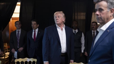 إدارة ترامب تبدأ محادثات مع شركات النفط الأمريكية بشأن فنزويلا