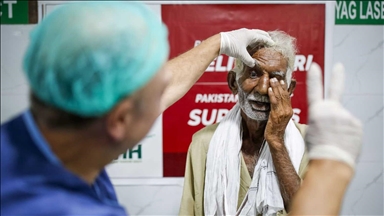 "الإغاثة الإنسانية" التركية تجري 17 ألف عملية عيون خلال 2025