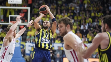 Fenerbahçe Beko, Yunanistan'ın Olympiakos ekibini 88-80 yendi