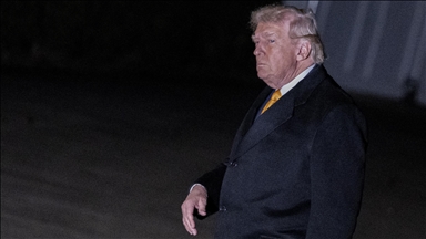 « Ne le dis pas à mon peuple » : Trump affirme avoir forcé Macron à tripler le prix des médicaments en France