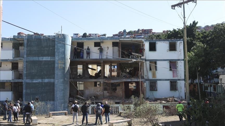  Zyrtarët amerikanë thonë se bastisja për kapjen e Maduros në Venezuelë la rreth 75 të vdekur 