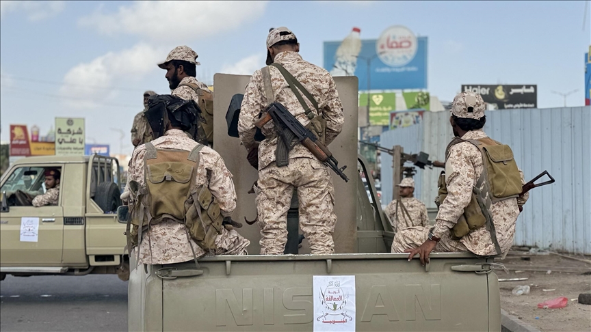 اليمن.. "ألوية العمالقة" الموالية للحكومة تسيطر على مطار عدن الدولي