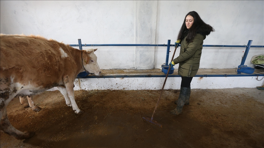 Li Qersê jinika miteşebis bi piştgiriya dewletê xeyala xwe pêk anî û çêwlik ava kir