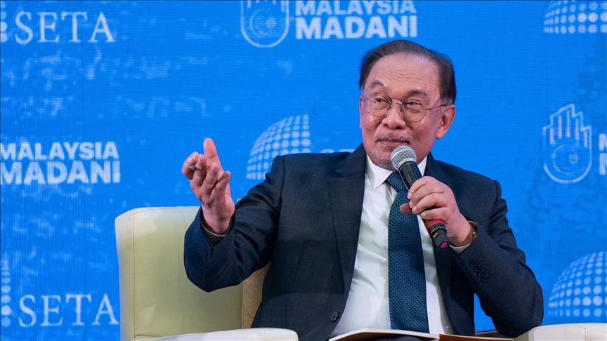 Emerging countries must realize their future not necessarily 'tied to dictates of big powers': Malaysian premier