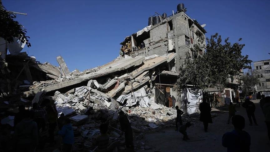 Îsraîl digel agirbestê li Xezeyê êrîşên xwe didomîne