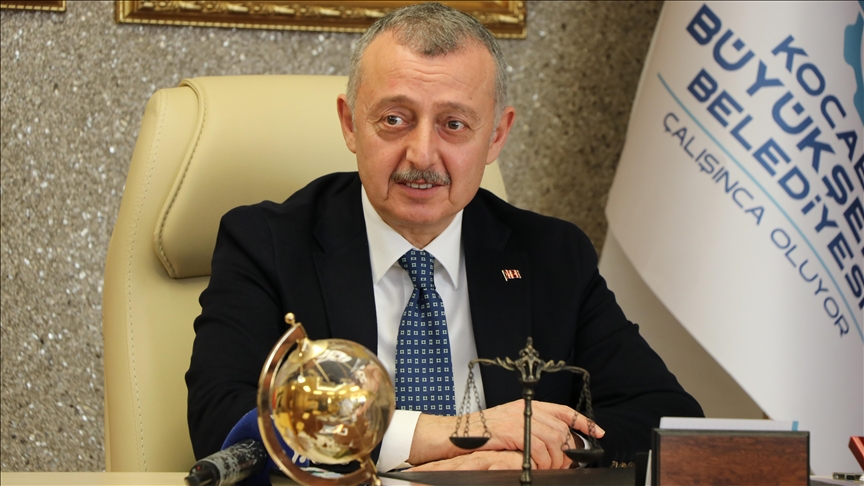 Kocaeli Büyükşehir Belediye Başkanı Büyükakın, AA'nın "Yılın Kareleri" oylamasında tercihini yaptı