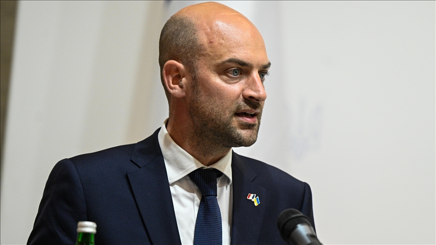 G7 : Barrot s’entretient avec ses homologues sur l’Ukraine et le Venezuela