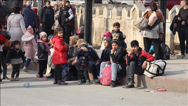 "المستقلين الكرد السوريين" تطالب "قسد" الإرهابي بعدم استهداف المدنيين