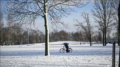 Avrupa'da meteoroloji kar yağışı ve don olayları nedeniyle "alarm" veriyor