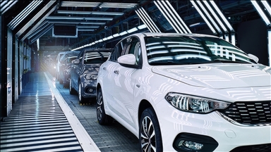 Otomobil ve hafif ticari araç pazarı 2025 yılını rekorla kapattı