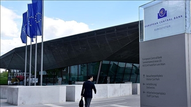 التضخم تراجع بمنطقة اليورو إلى 2 بالمئة في ديسمبر 2025