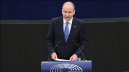 El primer ministro de Irlanda afirma que no cree que sea "realista ni posible" que EEUU compre Groenlandia