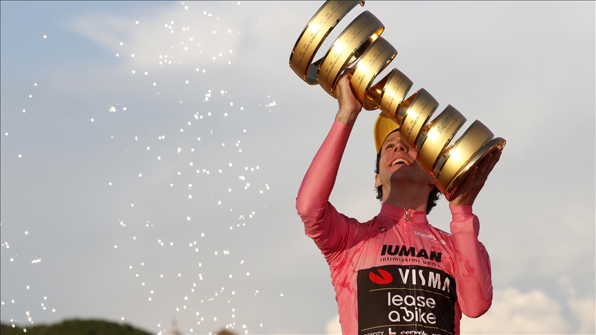 Britanyalı bisikletçi Simon Yates, 33 yaşında "emekli" oldu