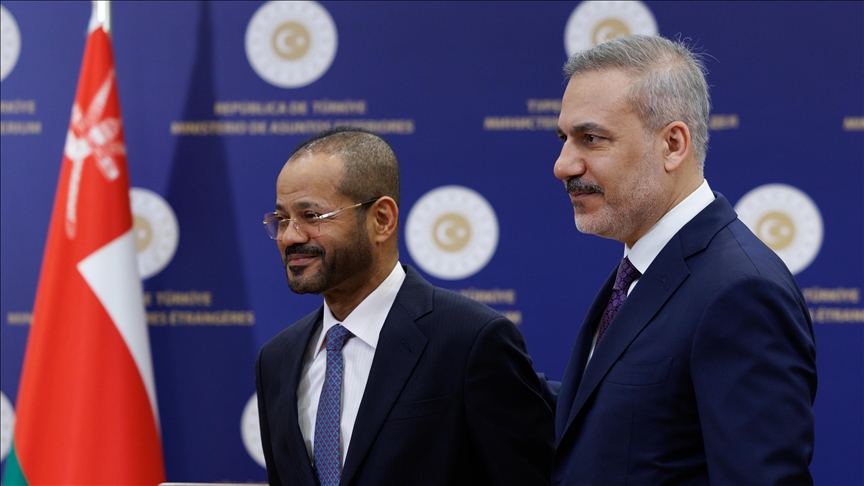 Fidan accuse les FDS de servir la politique israélienne de « diviser pour régner » en Syrie