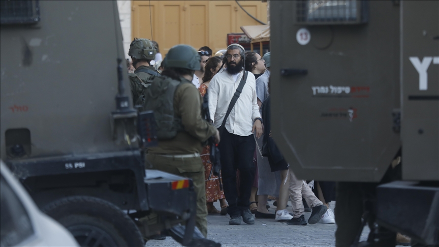 مؤسستان فلسطينيتان تحذران: عائلة مستوطن تطالب بإعدام أسير