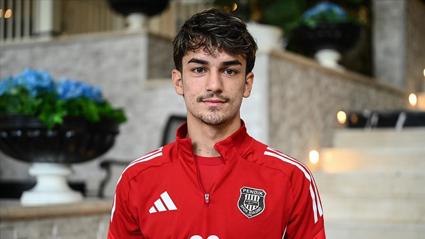 Pendiksporlu genç futbolcu Hüseyin Maldar'ın hedefi 1. Lig'de şampiyonluk