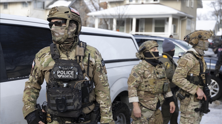 ‘Hundreds More’ Federal Agents to be Deployed to Minneapolis After ICE Shooting ‘Hundreds More’ Federal Agents to be Deployed to Minneapolis After ICE Shooting