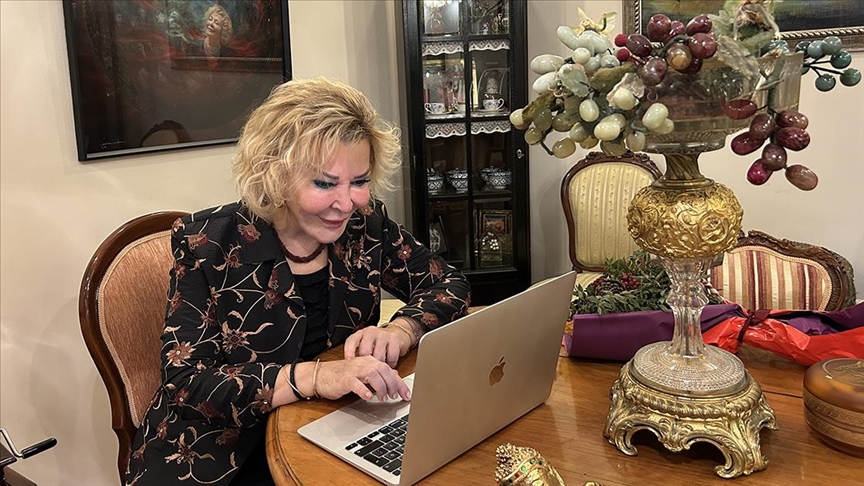 Piyanist Gülsin Onay, AA'nın "Yılın Kareleri" oylamasına katıldı