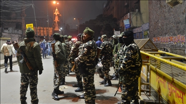 Indi, përplasje midis policisë dhe banorëve për shkak të shembjeve pranë xhamisë