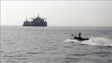 Scottish leader says he was not informed of US using Scottish airport to seize oil tanker