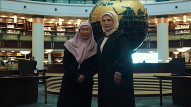 Emine Erdoğan, Malezya Başbakanı'nın eşi Wan Azizah İsmail ile programlarına ilişkin video paylaştı