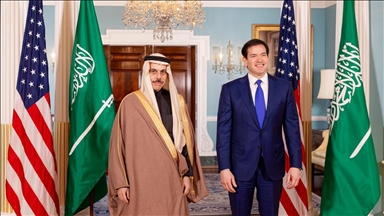 وزير الخارجية السعودي يبحث مع روبيو مستجدات الأوضاع بالشرق الأوسط