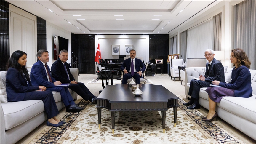 Dışişleri Bakanı Fidan, UNRWA Genel Komiseri Lazzarini'yi kabul etti