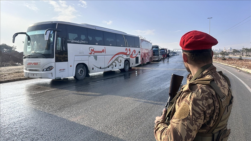 القوات السورية تستعد لنقل عناصر "قسد" من حلب إلى شرق الفرات