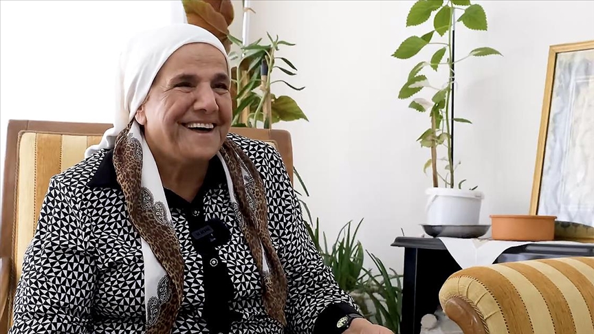 Bakan Kurum'dan Kahramanmaraş'ta konutuna kavuşan "Fatma teyze" paylaşımı