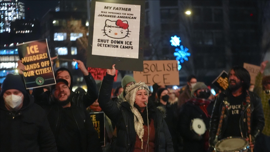 ABD'nin bazı bölgelerinde, Minnesota'da bir kadının ICE polisi tarafından öldürülmesi protesto edildi
