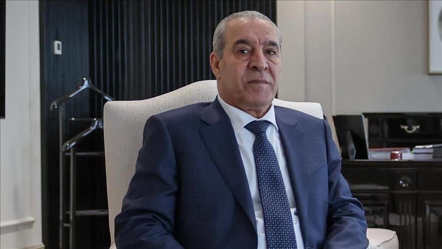 نائب رئيس فلسطين وملادينوف يبحثان تطورات خطة ترامب بشأن غزة