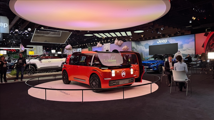 hapet-panairi-tradicional-i-automjeteve-ne-bruksel