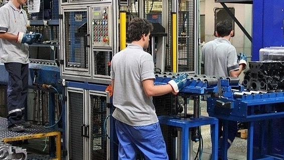 Türkiye’s industrial production rises 2.4% in November